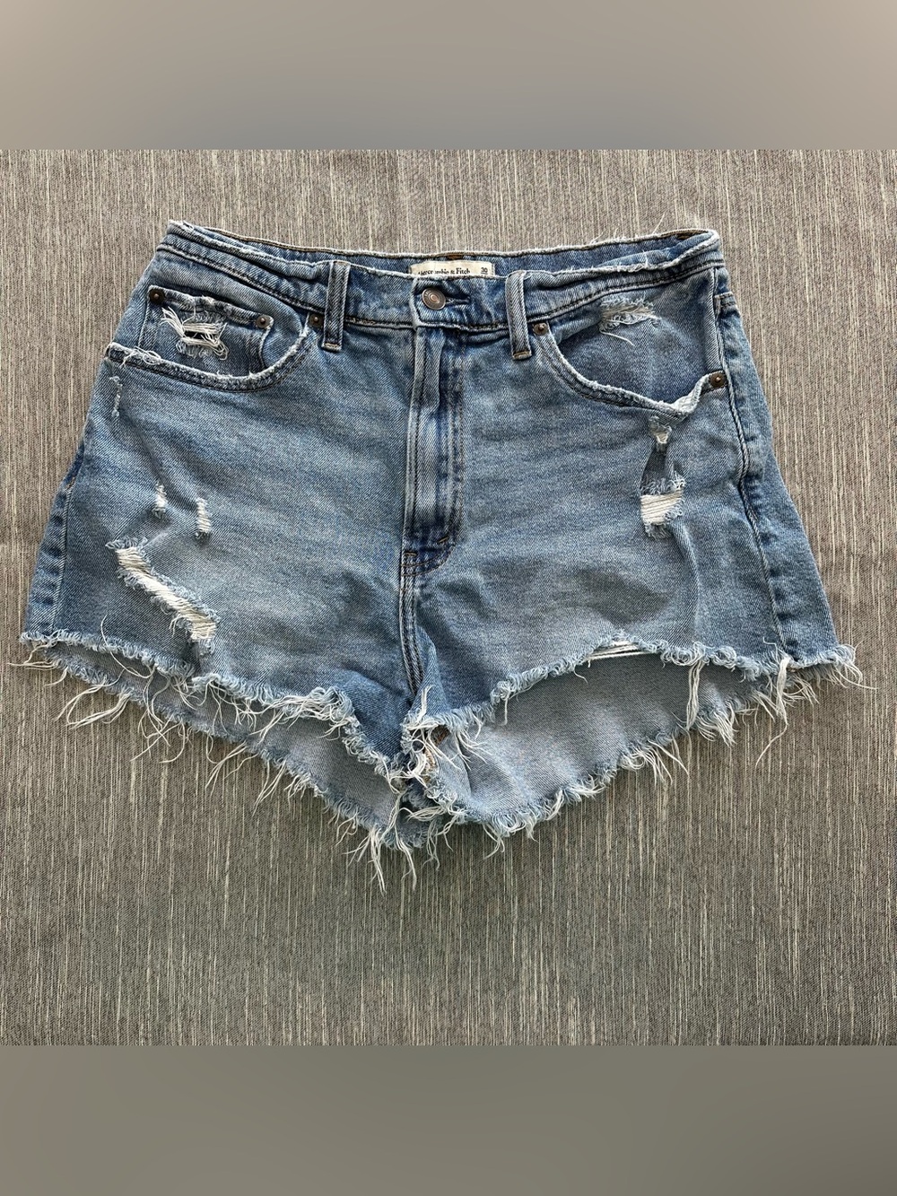 Abercrombie & Fitch High Rise Mom Jean Shorts Curve Love Womens Size 30/10